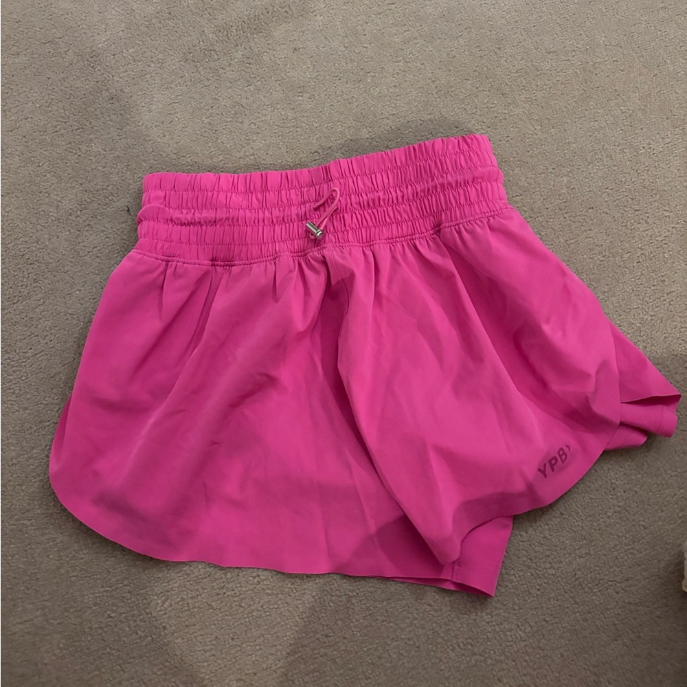 Abercrombie YPB hot pink shorts (xxs)